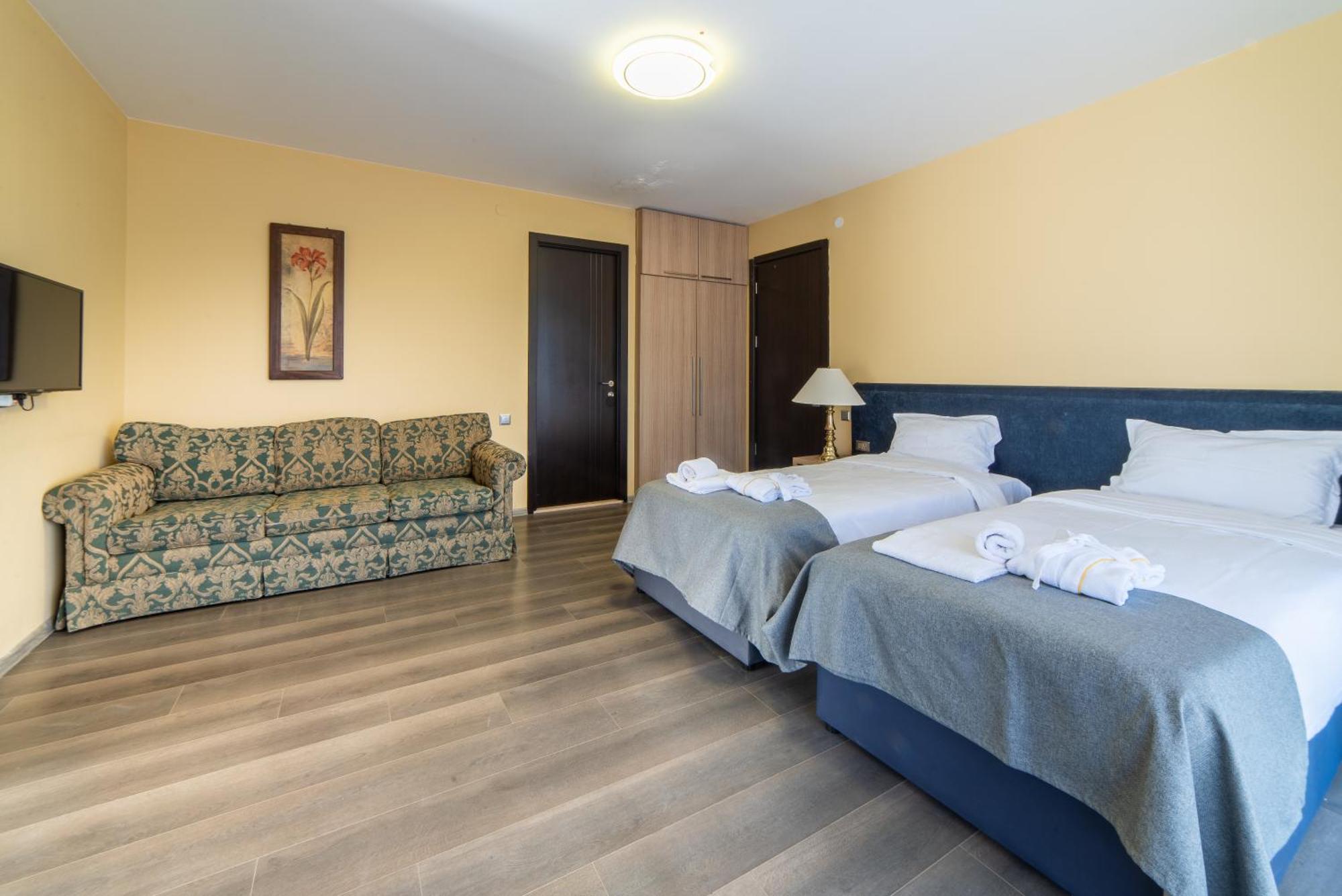 Grand Noel Bakuriani Hotel Ngoại thất bức ảnh
